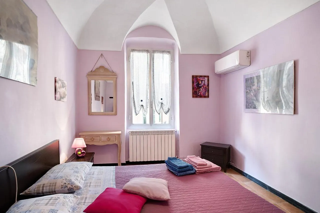 Casa Acqua Mare Parasio Imperia 0*,
